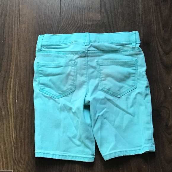 Girls cyan jean shorts - Picture 2 of 3